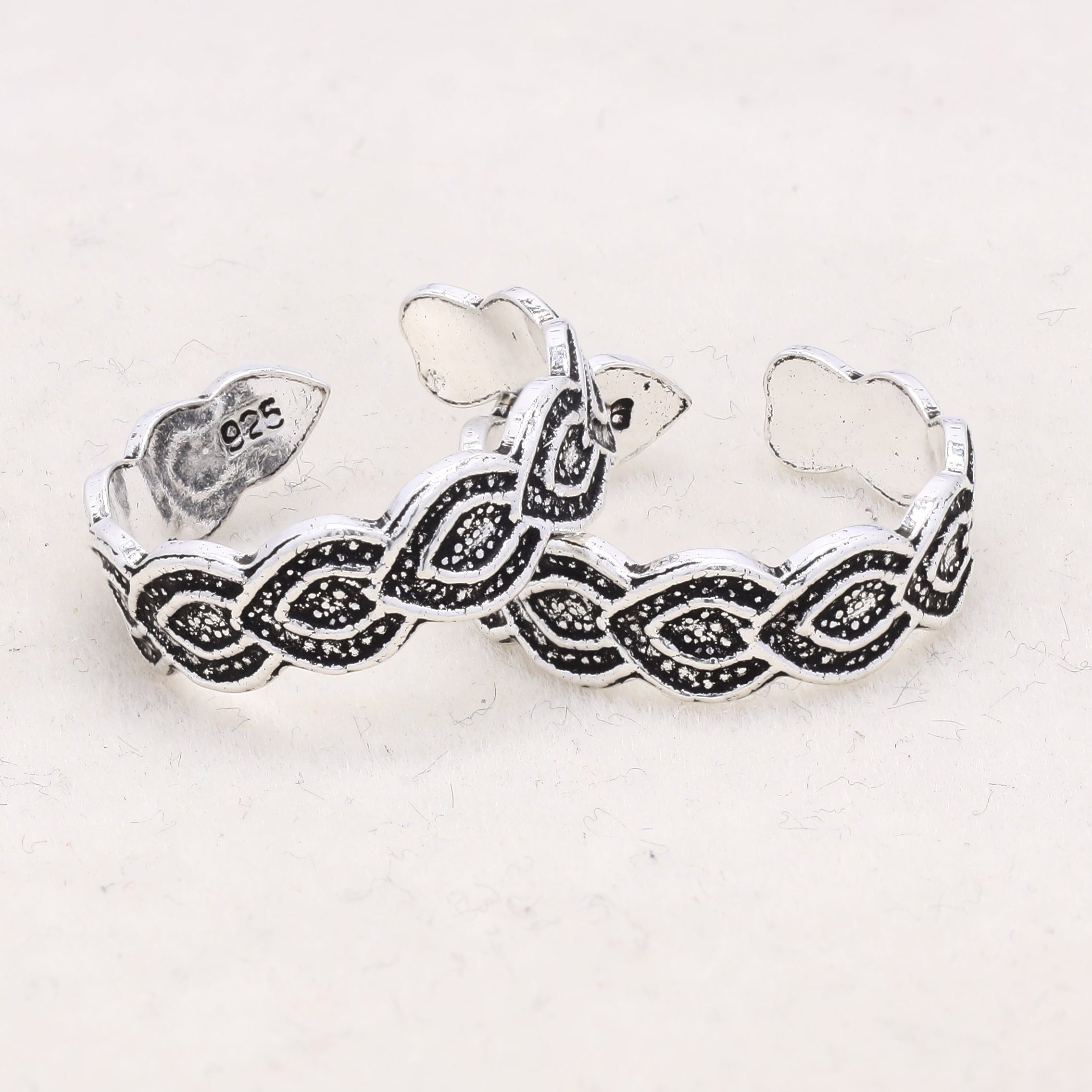 Loop Swirl Toe Rings