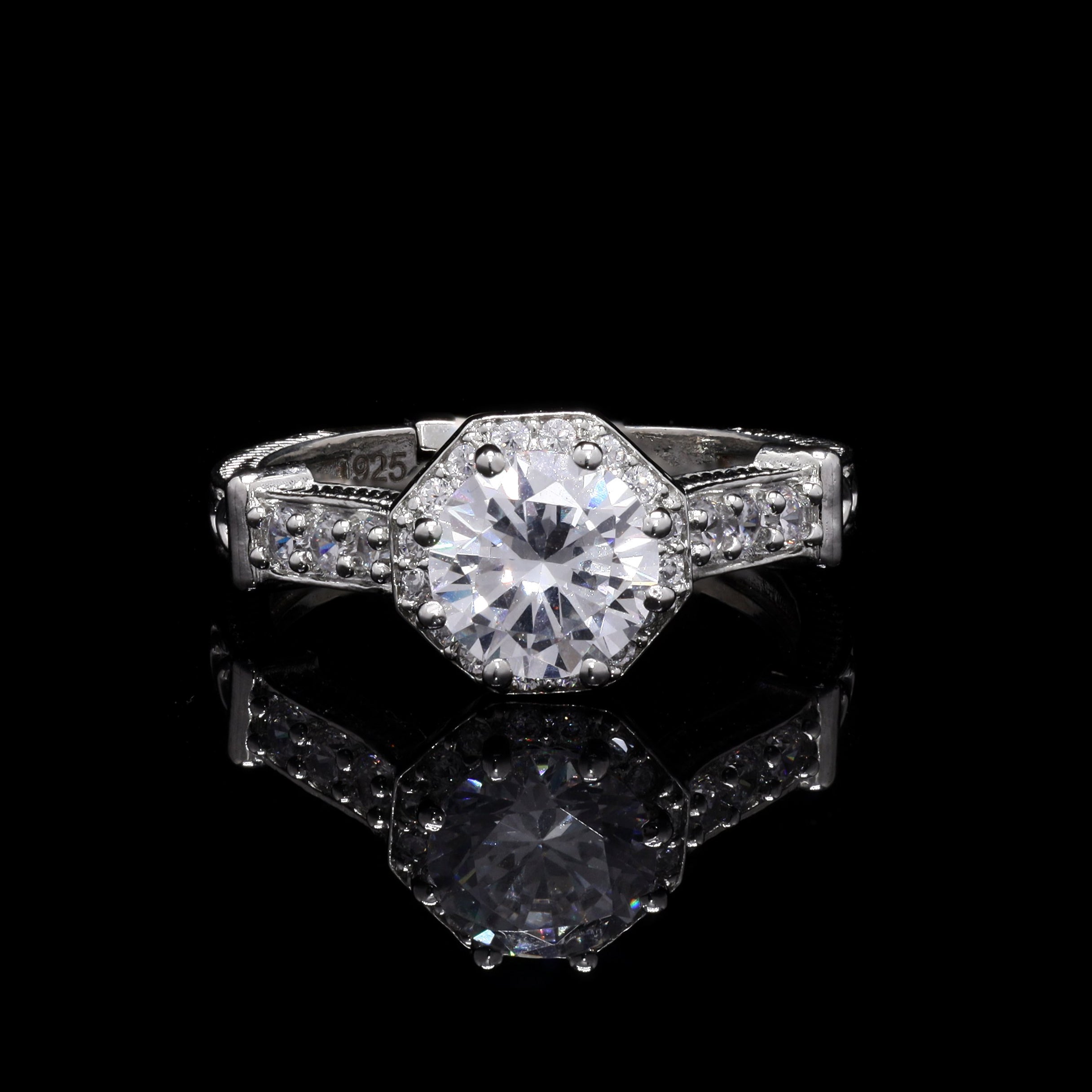 Vintage Solitaire Silver Ring