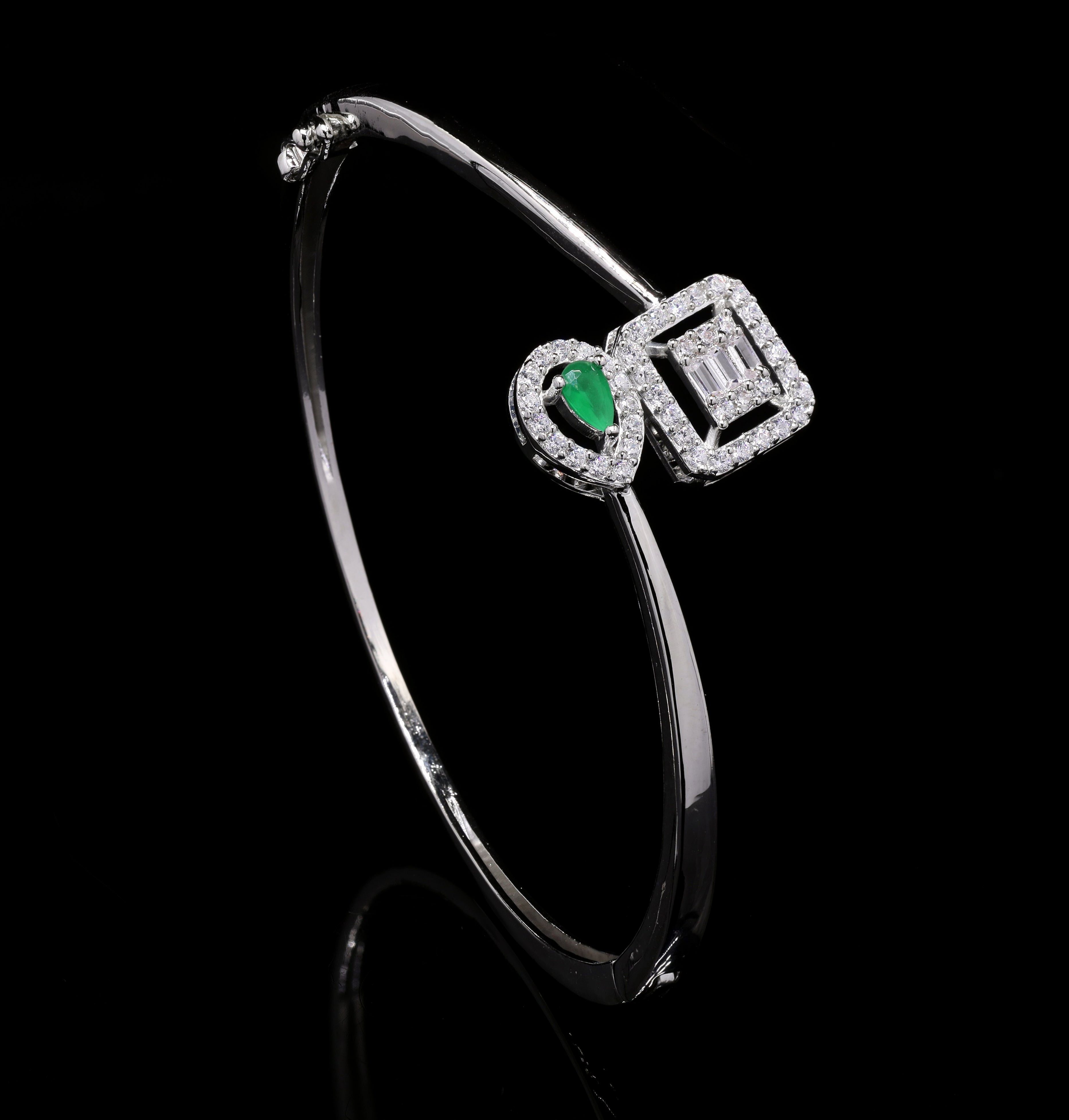 Green Chic Square Silver Bracelet