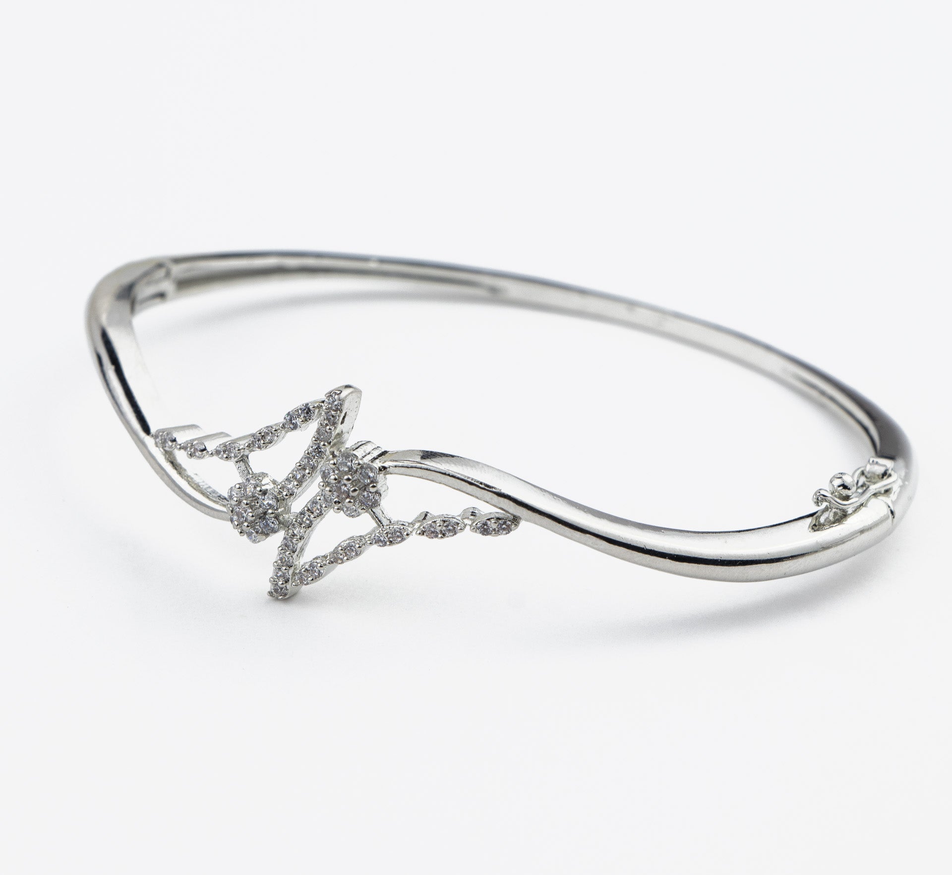 Flowing Wave Silver Bracelet
