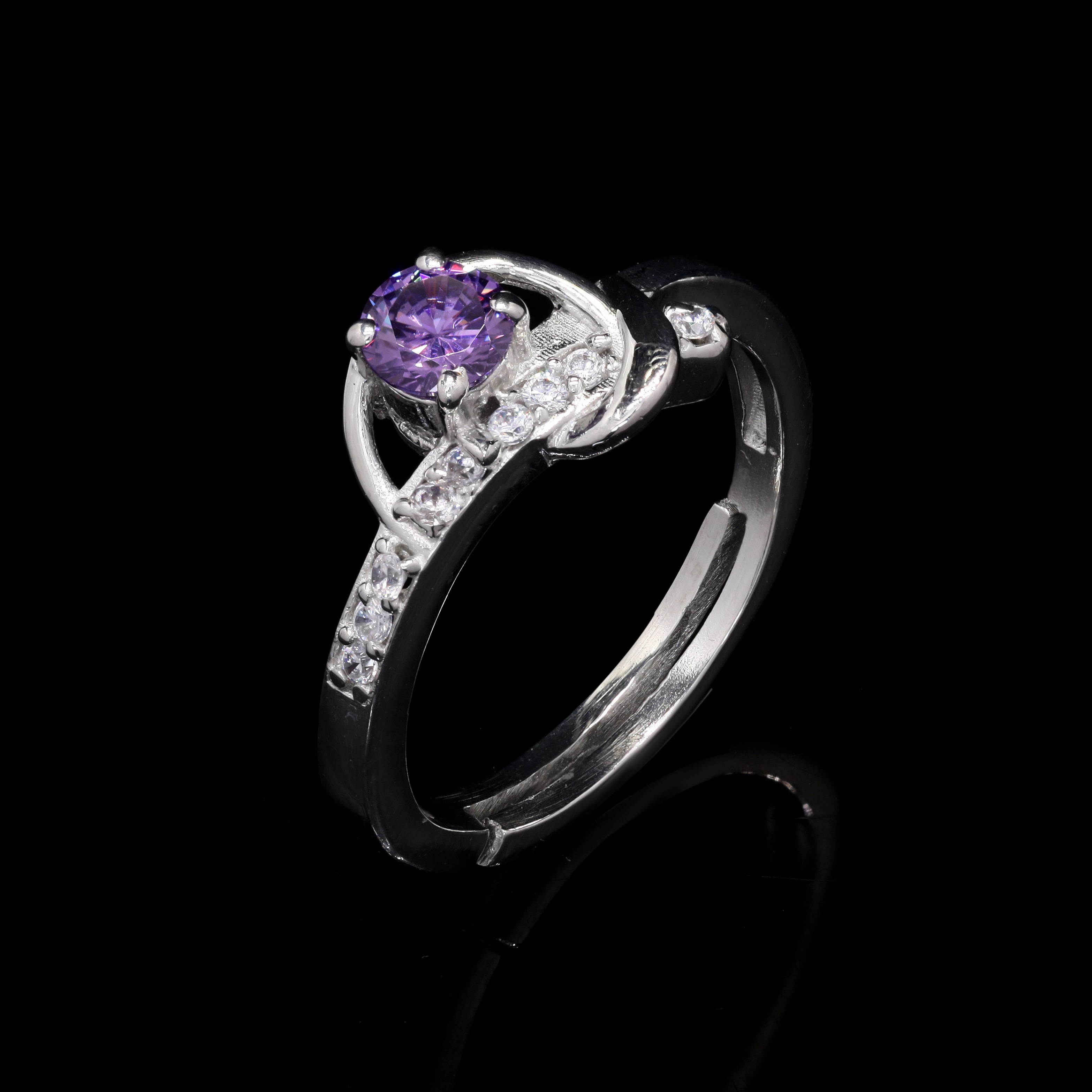 Urban Amethyst Silver Ring