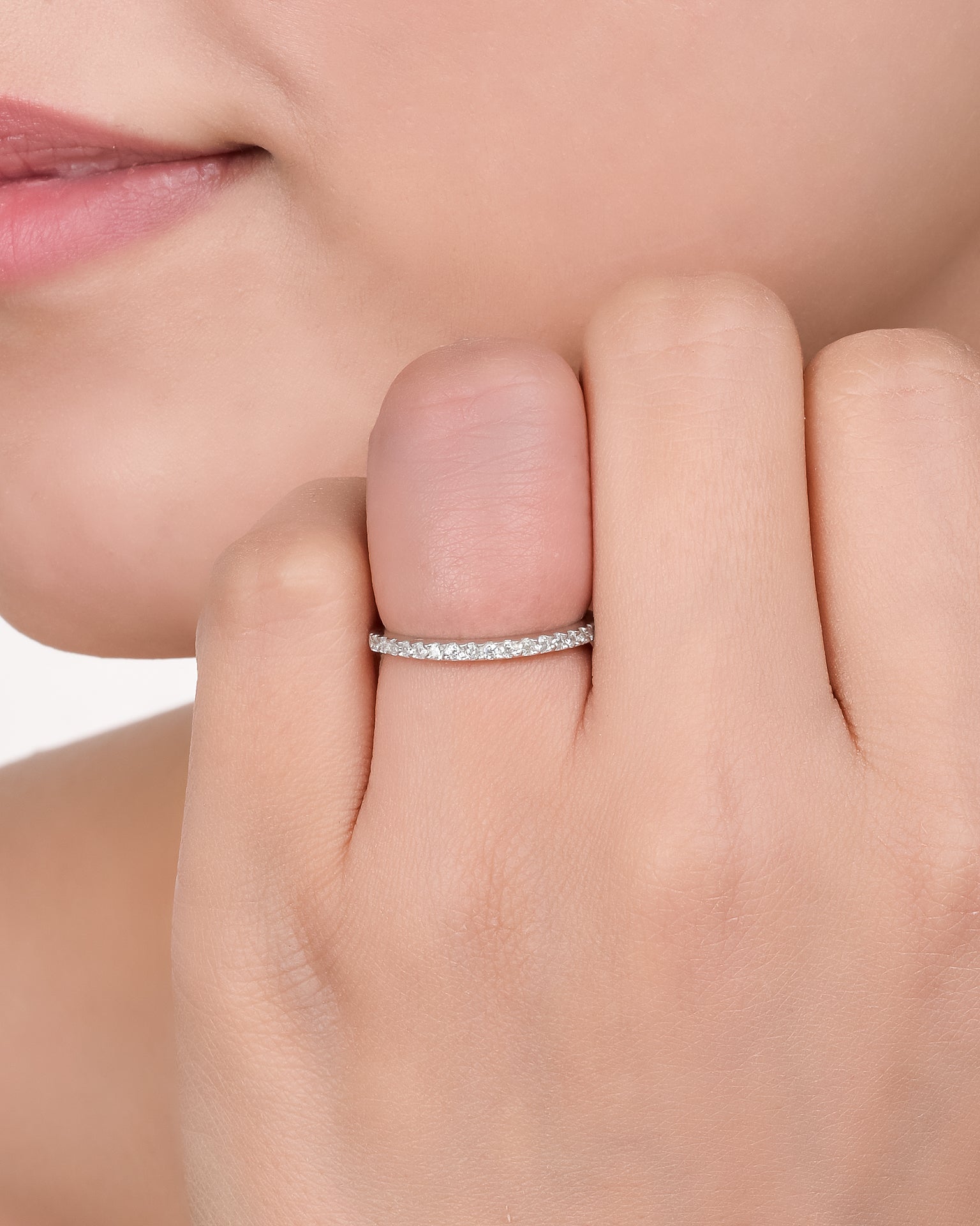 Minimalistic Silver Band Ring