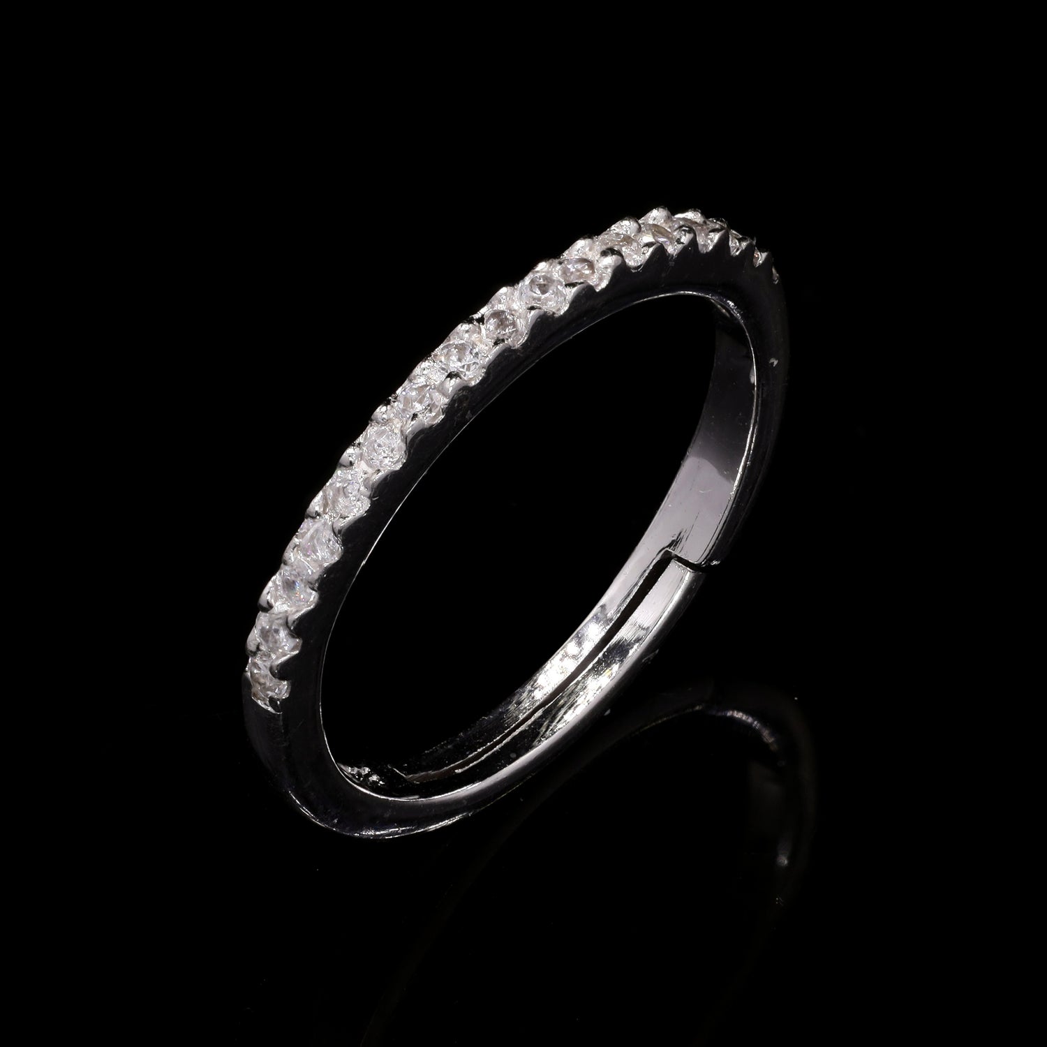 Minimalistic Silver Band Ring