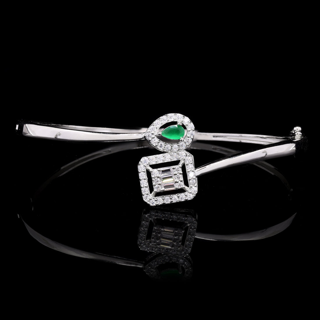 Green Chic Square Silver Bracelet