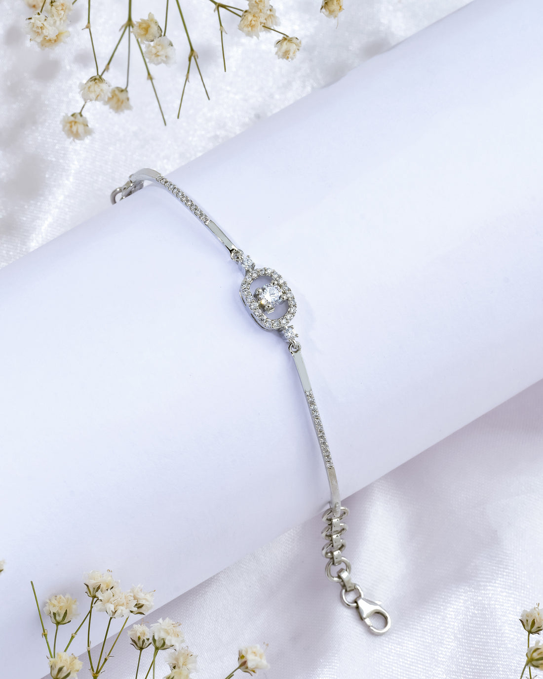 Center Shine Silver Bracelet