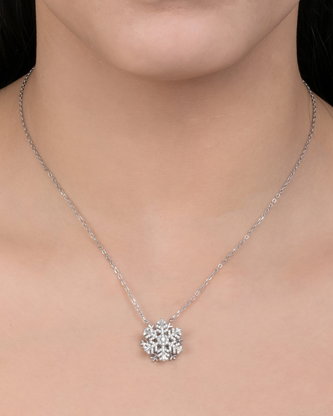 Rotating Snowflake Silver Pendant