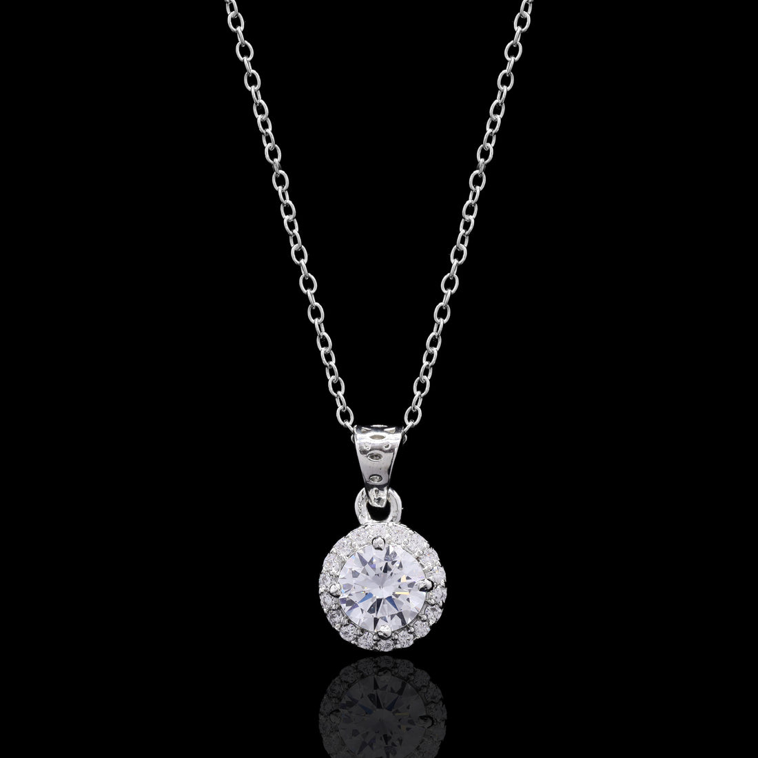 Solitaire Glow Silver Pendant Set