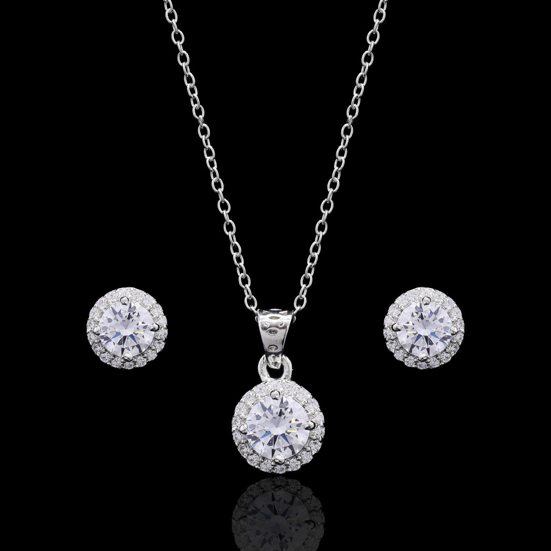 Solitaire Glow Silver Pendant Set