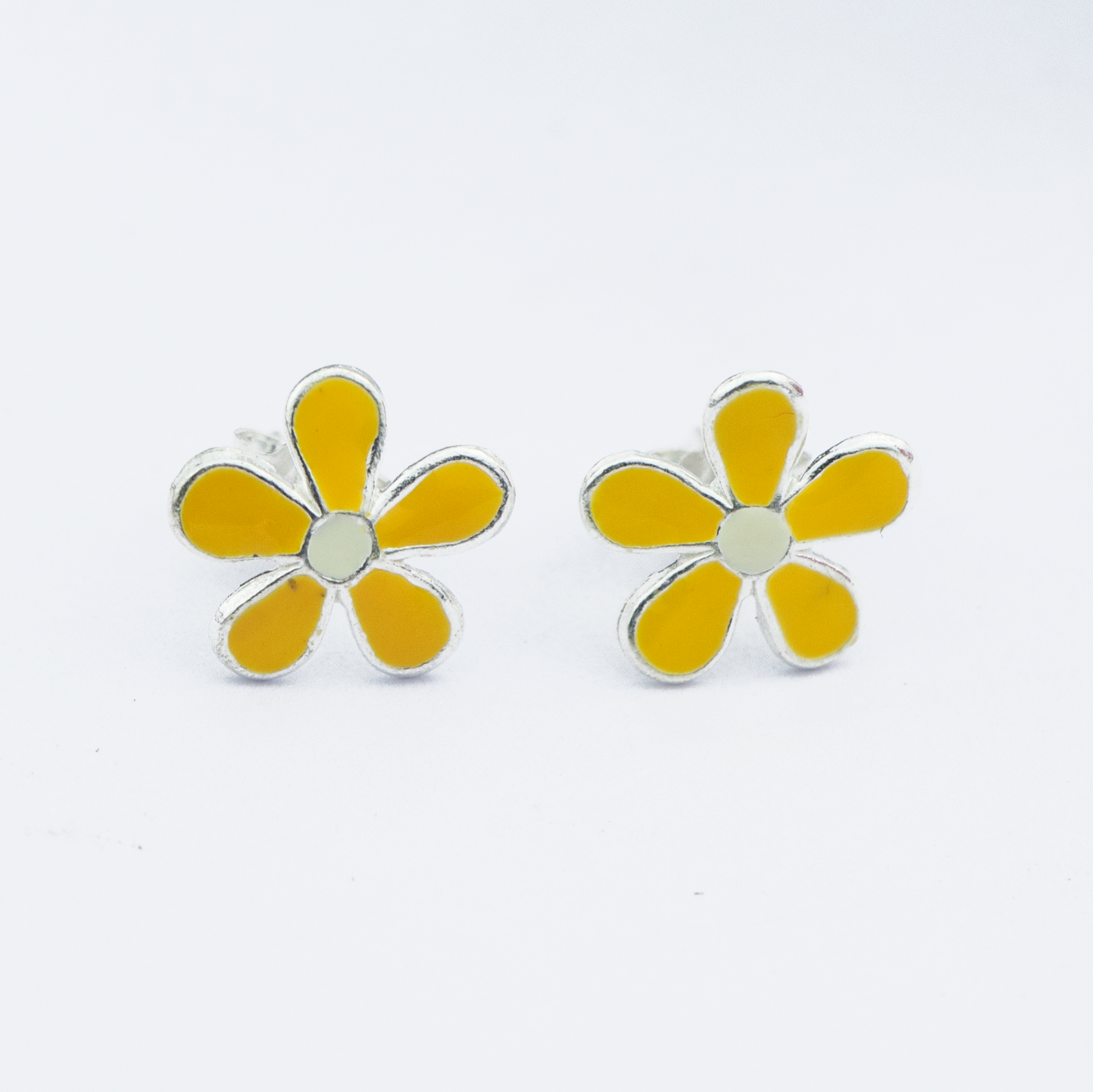 Sunshine Daisy Silver Studs