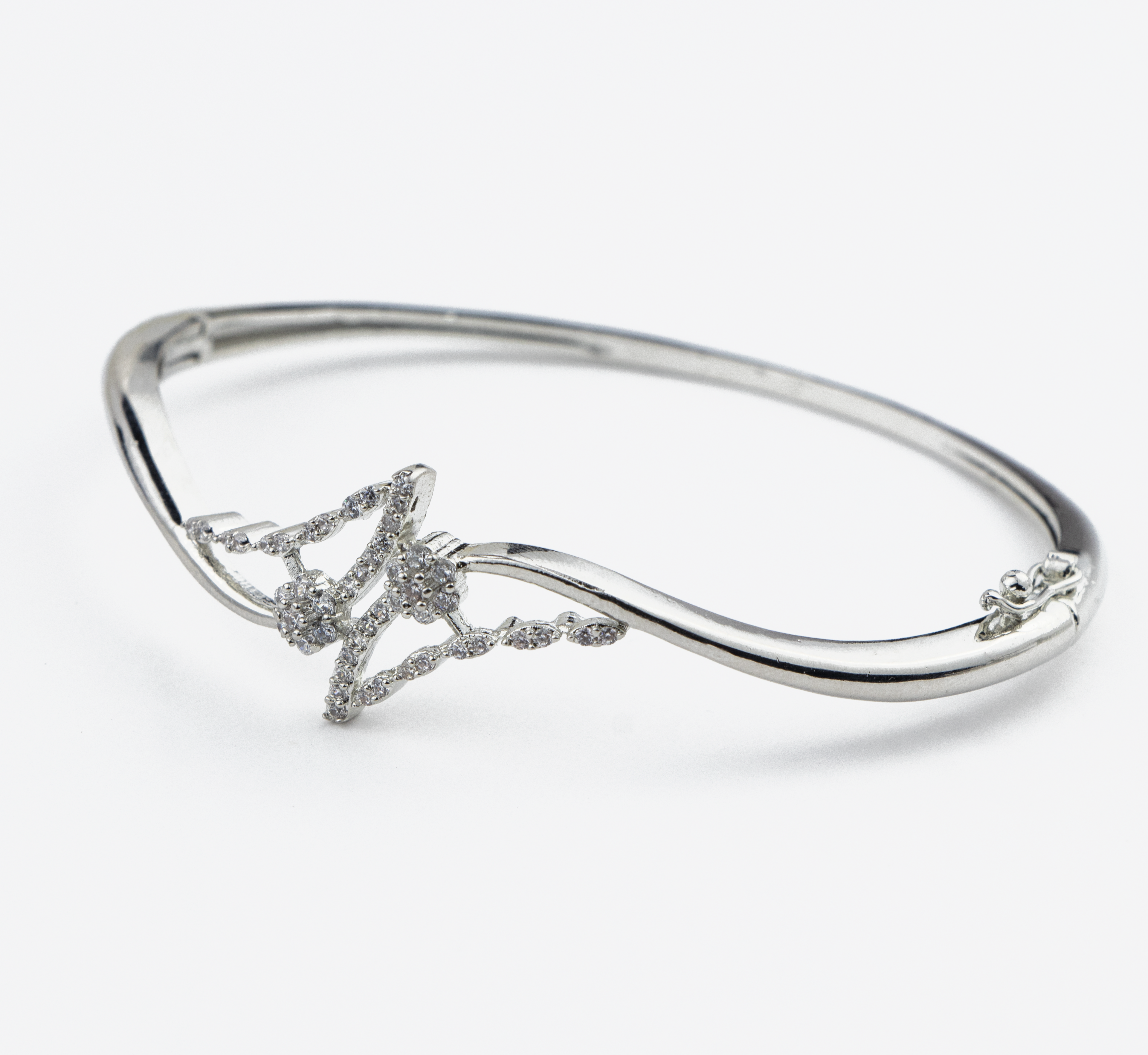 Flowing Wave Silver Bracelet