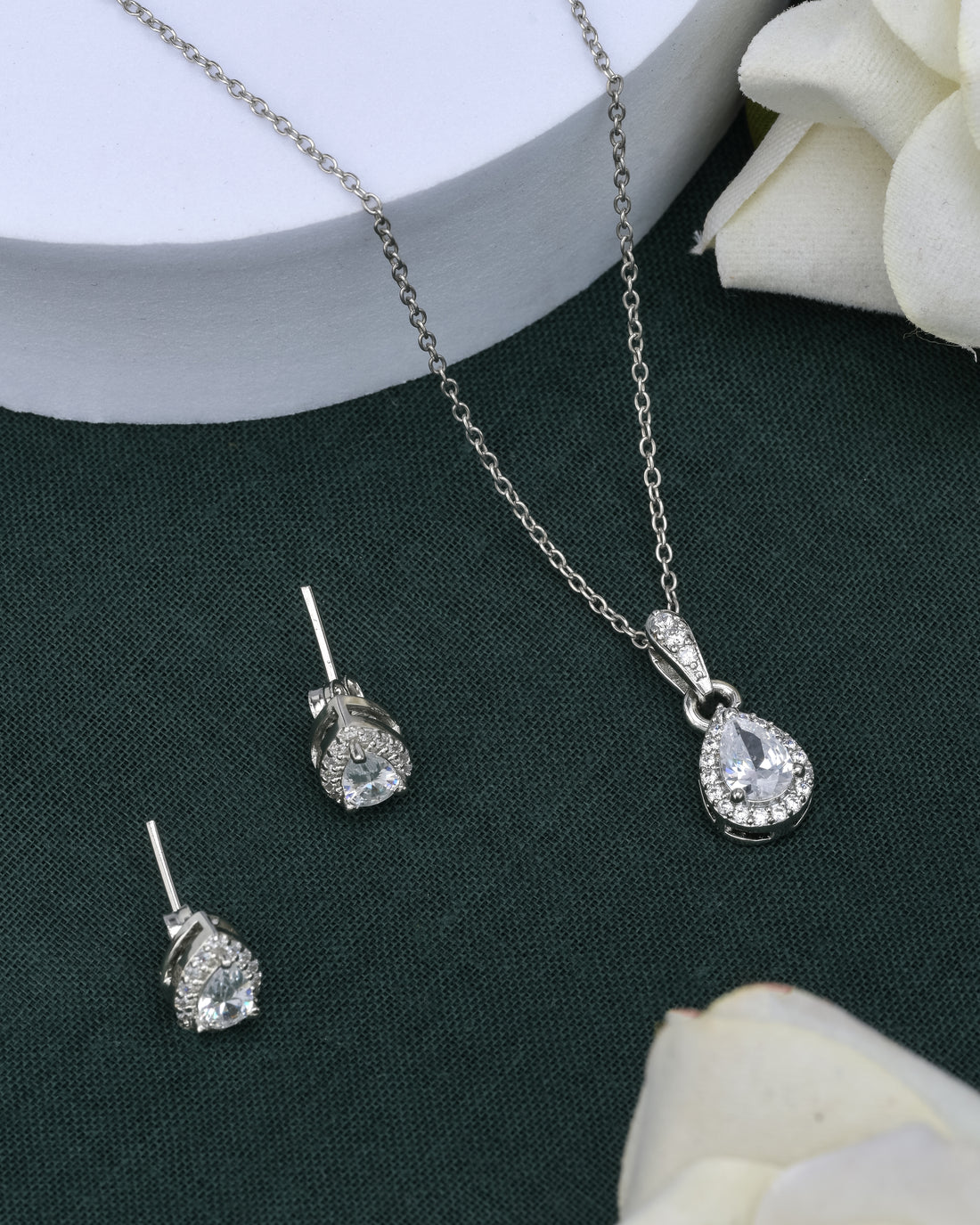 Dew Drop Silver Pendant Set