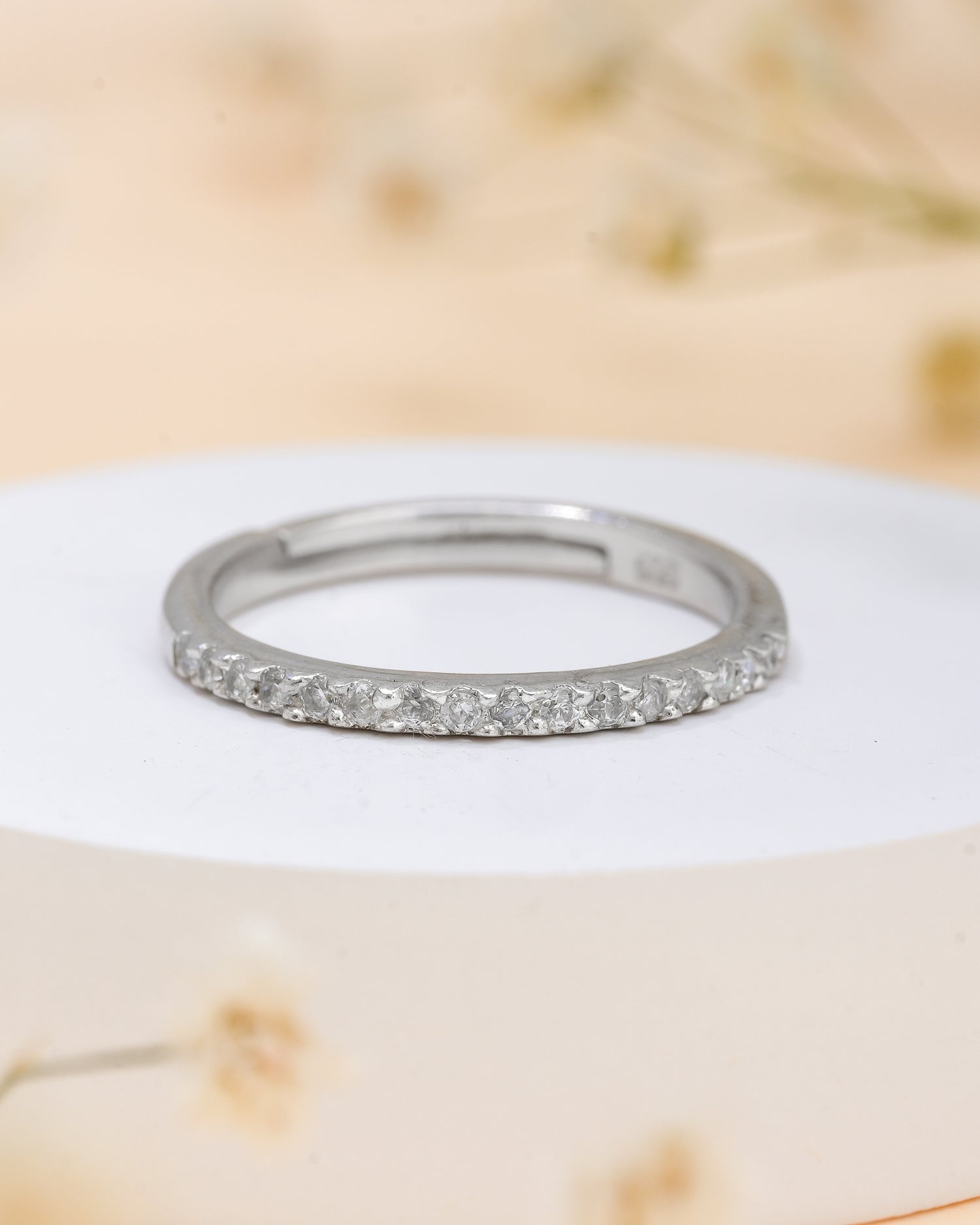 Minimalistic Silver Band Ring