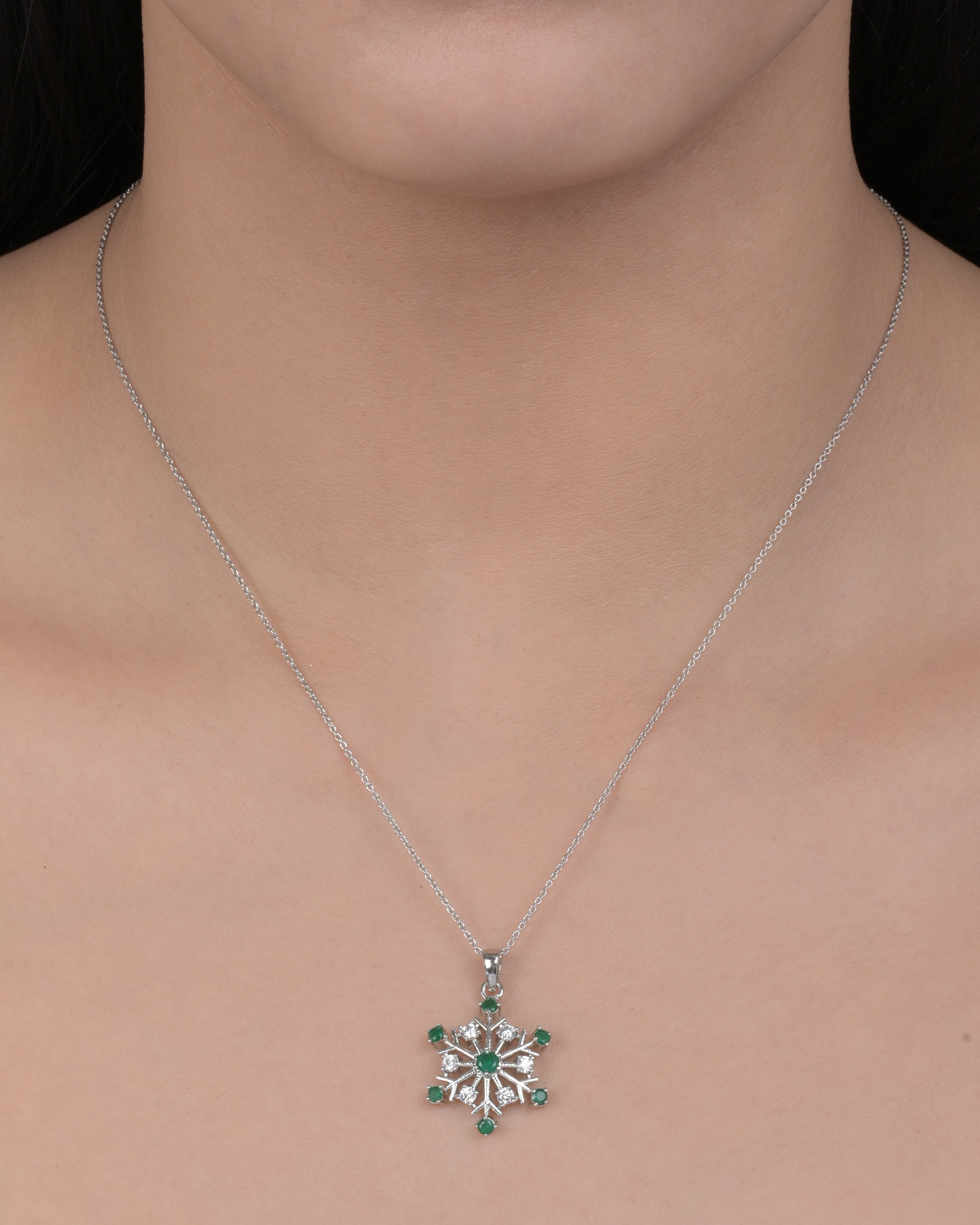 Green Snowflake Silver Pendant