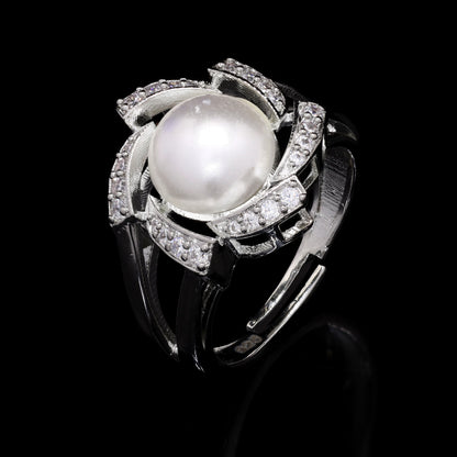 Twirl &amp; Pearl Floral Silver Ring