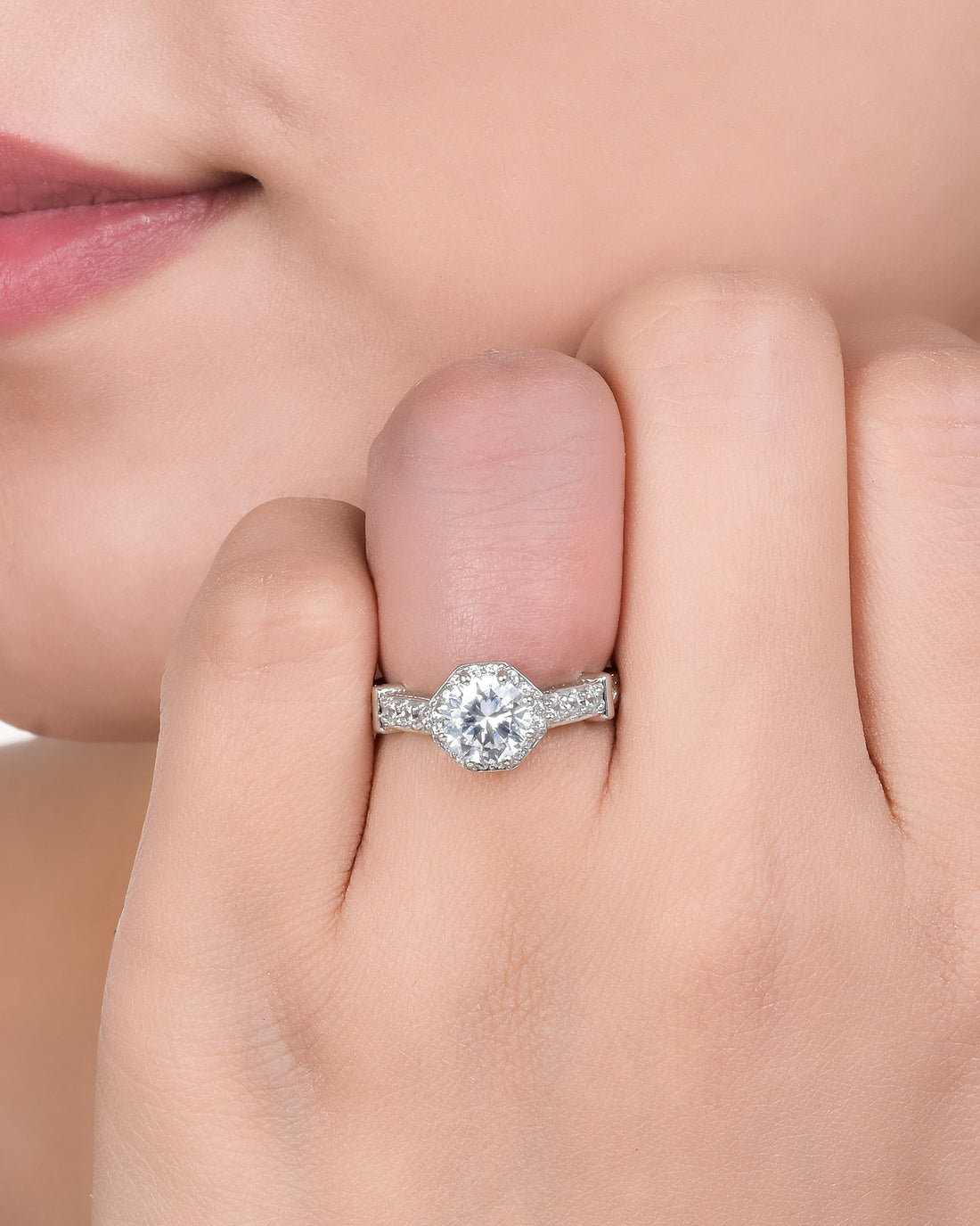 Vintage Solitaire Silver Ring