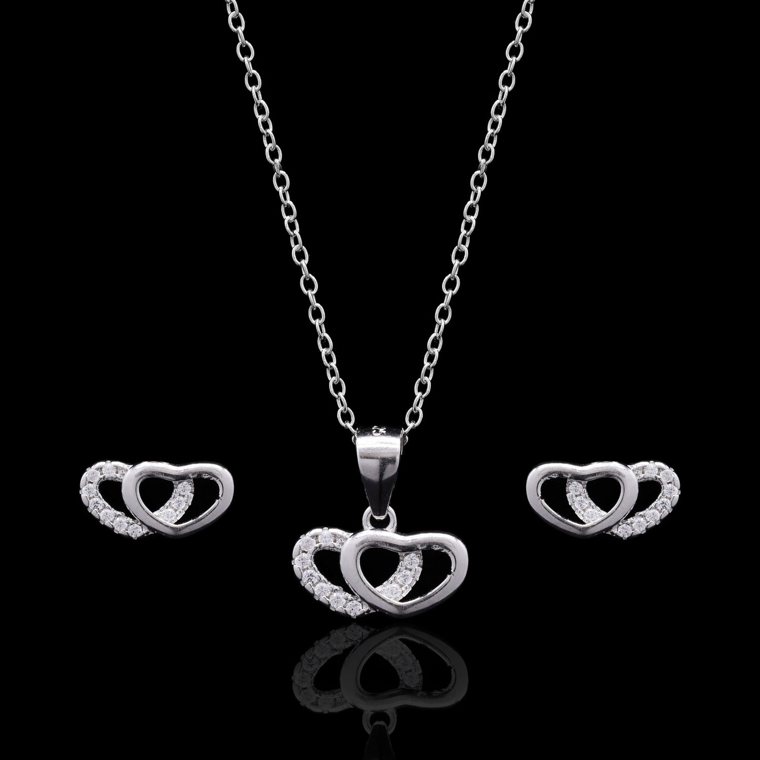 Intertwined Hearts Pendant Set